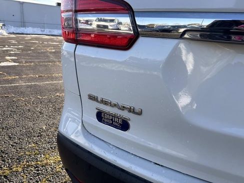 Used 2019 Subaru Ascent Premium image 5