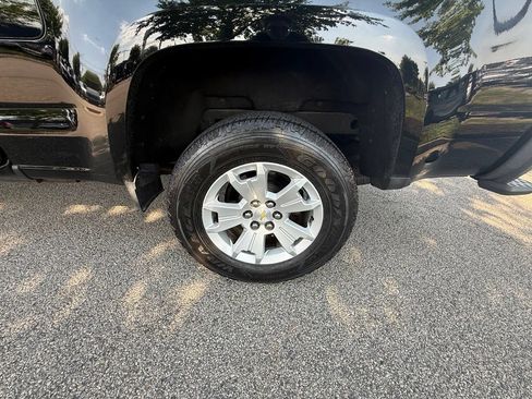 Used 2017 Chevrolet Colorado LT w/ LT Convenience Package AWD/4WD image 30