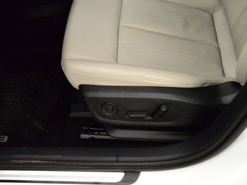 Used 2023 Audi A3 2.0T Premium w/ Convenience Package image 25