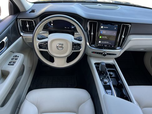 Used 2023 Volvo V60 B5 Cross Country Plus w/ Climate Package image 34