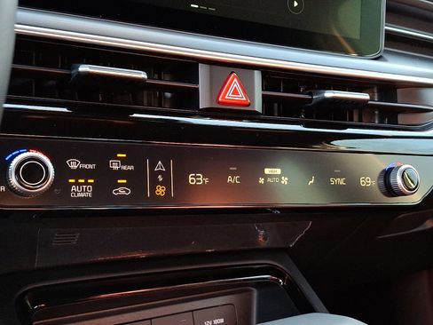 New 2026 Kia K5 GT-Line image 8