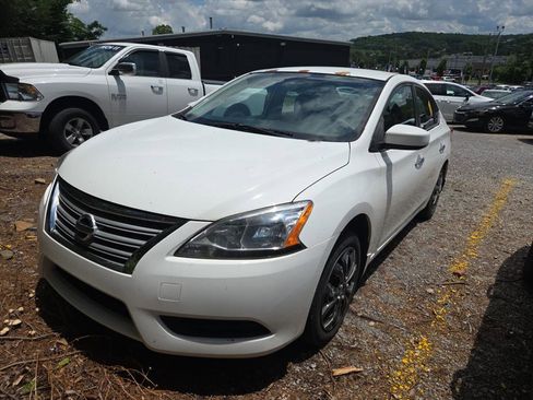 Used 2015 Nissan Sentra S FWD image 1
