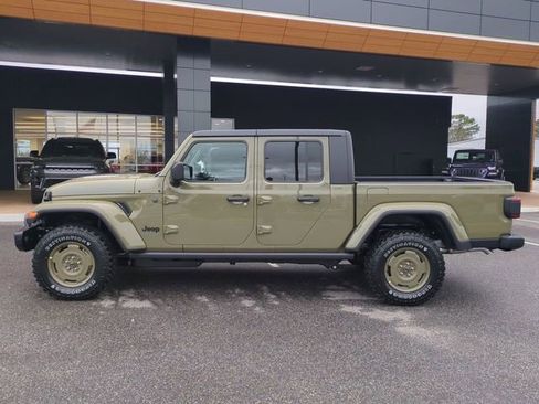 New 2026 Jeep Gladiator Sport image 7