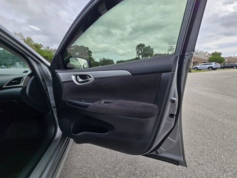 Used 2014 Nissan Sentra SR w/ SR Driver Package image 28