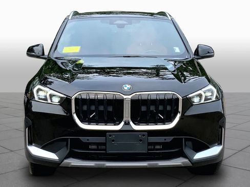 Used 2023 BMW X1 xDrive28i w/ Premium Package AWD/4WD image 4