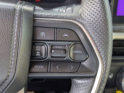 Used 2025 Toyota Tacoma Limited image 20