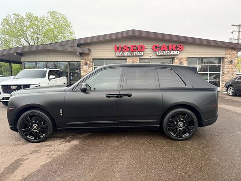 Used 2020 Rolls-Royce Cullinan AWD/4WD image 11