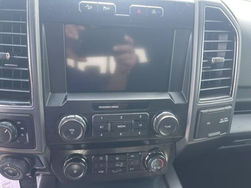 Used 2019 Ford F150 XLT w/ Equipment Group 302A Luxury AWD/4WD image 9