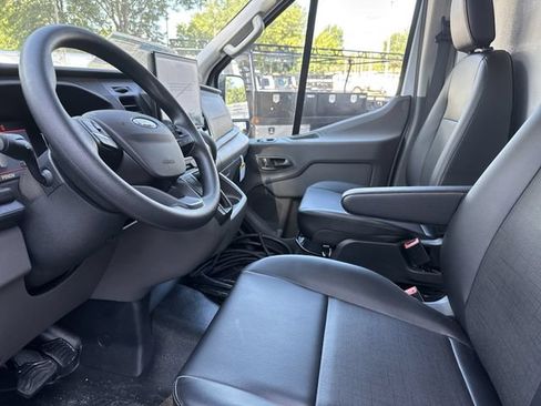 New 2026 Ford Transit 250 148 Medium Roof w/ Load Area Protection Package RWD image 19