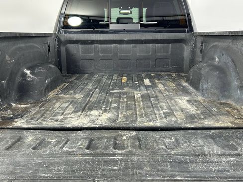 Used 2019 RAM 2500 Laramie w/ Night Edition AWD/4WD image 35