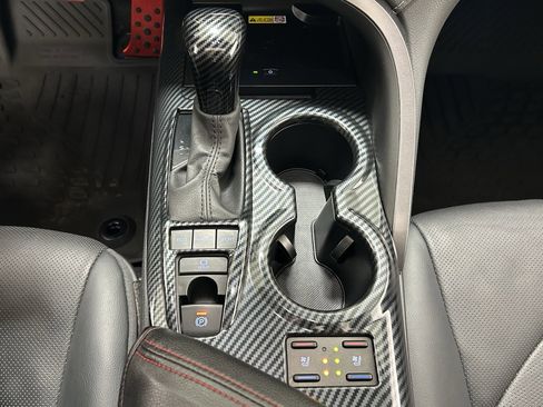 Used 2024 Toyota Camry XSE w/ Navigation Package image 23