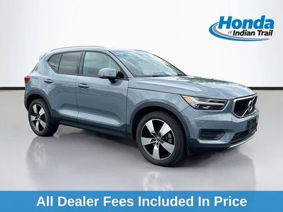 Used 2020 Volvo XC40 T5 Momentum w/ Protection Package Premier
