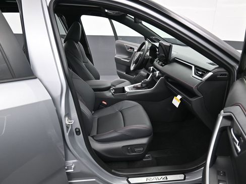 Certified 2025 Toyota RAV4 XSE image 39