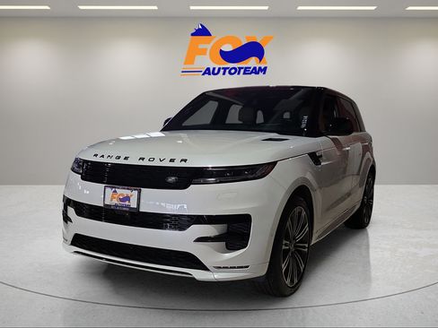 Used 2024 Land Rover Range Rover Sport Dynamic SE AWD/4WD image 1