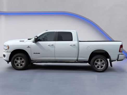 Used 2024 RAM 2500 Big Horn w/ Sport Appearance Package AWD/4WD image 3