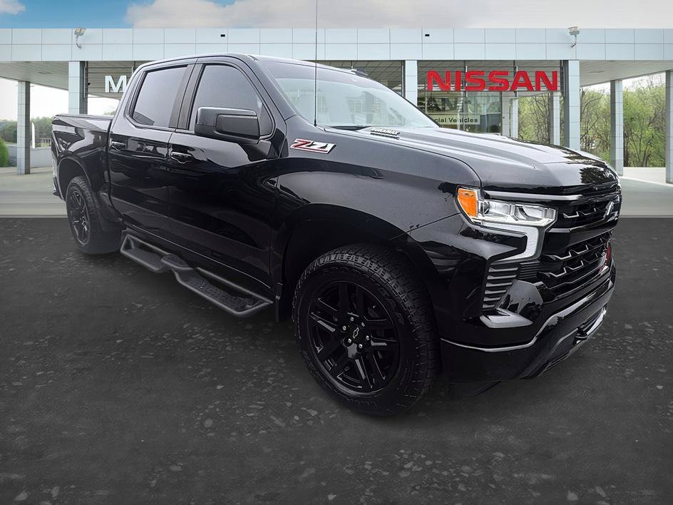 Used 2022 Chevrolet Silverado 1500 RST w/ Z71 Off-Road Package AWD/4WD image 7
