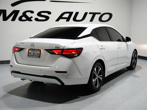 Used 2023 Nissan Sentra SV image 8
