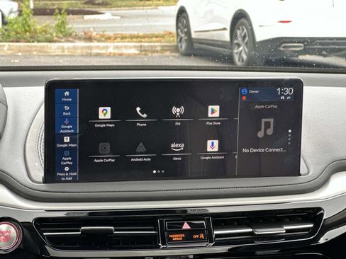 Certified 2025 Acura MDX FWD w/ Technology Package image 23