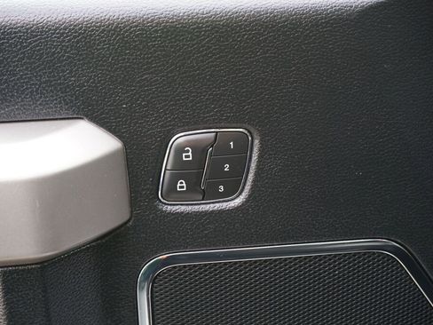 Used 2019 Ford F150 Lariat w/ Equipment Group 502A Luxury image 15