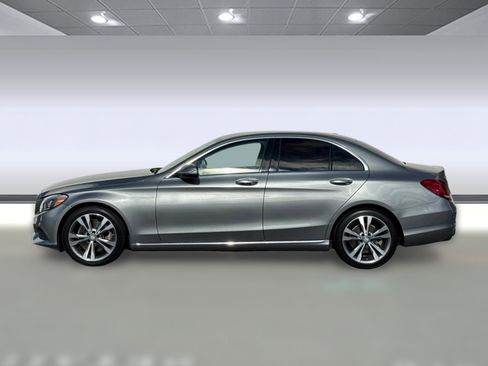 Used 2015 Mercedes-Benz C 300 4MATIC Sedan image 2