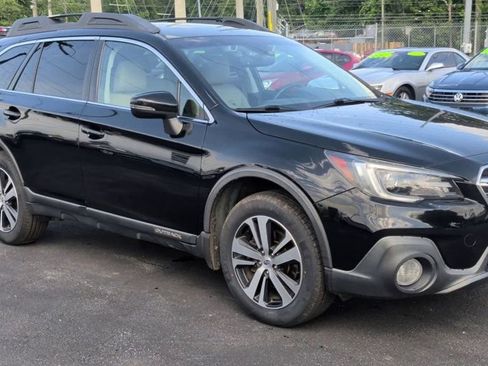 Used 2019 Subaru Outback 2.5i Limited AWD/4WD image 2