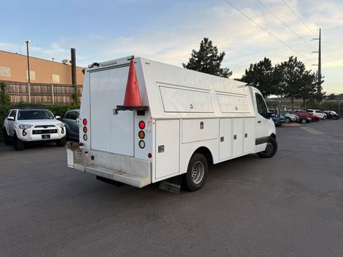 Used 2022 Mercedes-Benz Sprinter 3500 image 7