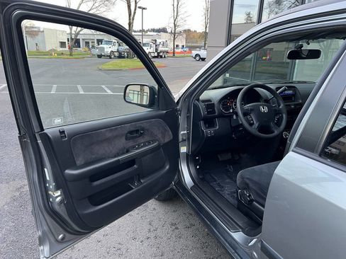 Used 2005 Honda CR-V EX image 7