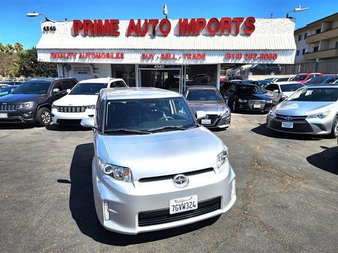 Used 2014 Scion xB image 23