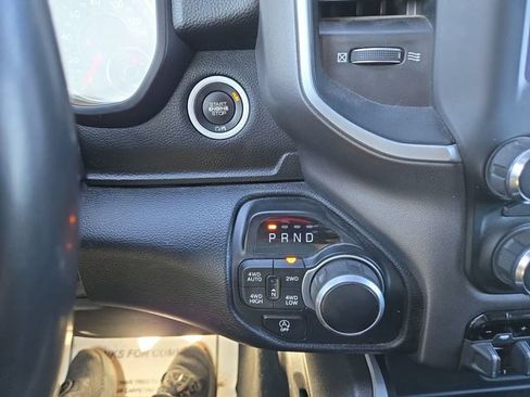 Used 2020 RAM 1500 Big Horn AWD/4WD image 25