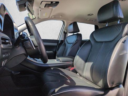 Used 2023 Hyundai Palisade SEL image 16