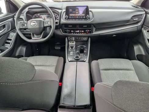 Used 2026 Nissan Rogue SV w/ Cold Weather Package image 17