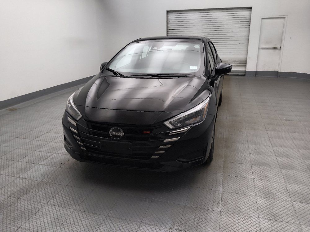 Used 2024 Nissan Versa SR FWD image 15