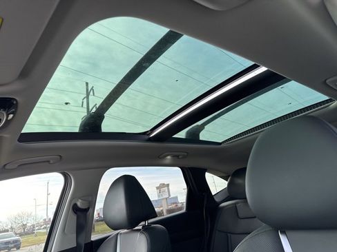 Used 2025 Hyundai Tucson Limited image 9