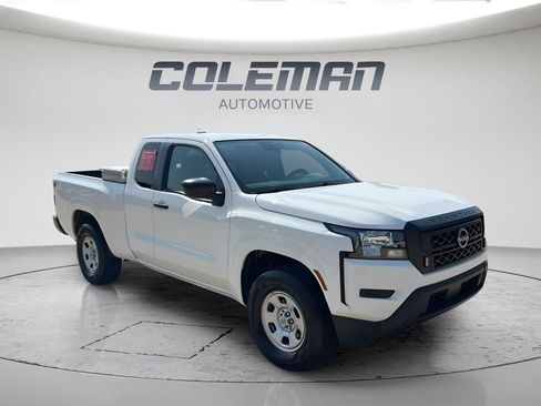 Used 2024 Nissan Frontier S w/ S Utility Package AWD/4WD image 2