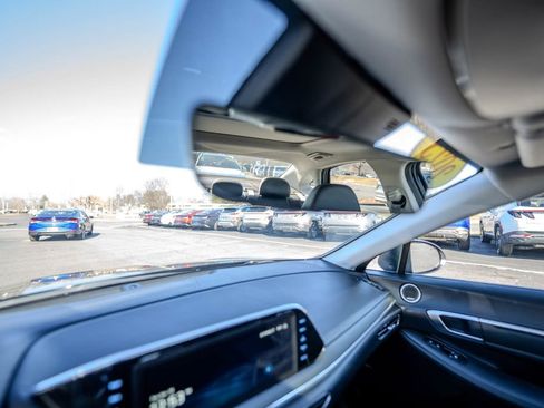 Certified 2023 Hyundai Sonata Limited w/ Cargo Package image 18