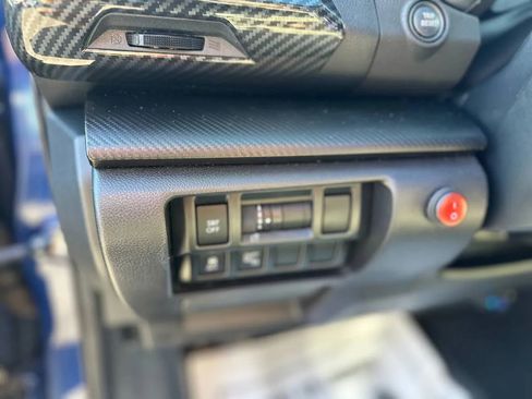 Used 2017 Subaru Impreza 2.0i Premium w/ BSD & Rcta/SRF/Eyesight image 44