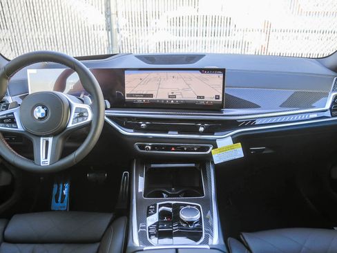 New 2026 BMW X5 M60i w/ Climate Comfort Package image 9