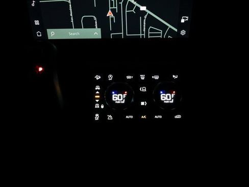 Used 2023 Land Rover Defender 90 V8 image 91