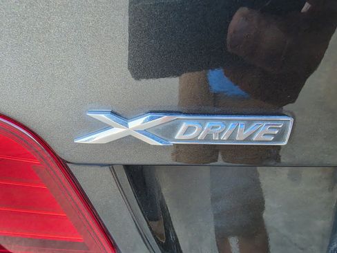 Used 2015 BMW 535i xDrive Sedan AWD/4WD image 10
