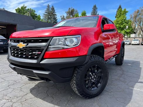 Used 2018 Chevrolet Colorado ZR2 image 8
