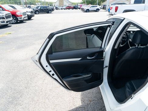 Used 2017 Honda Civic EX-L image 13