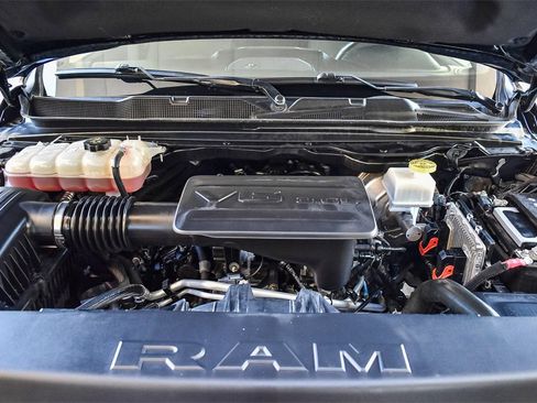 Used 2022 RAM 1500 Big Horn image 25