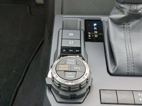 New 2025 Toyota Tacoma TRD Off-Road image 20