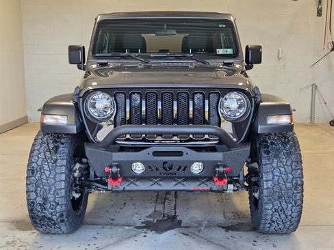 Used 2022 Jeep Wrangler Unlimited Sport AWD/4WD image 3