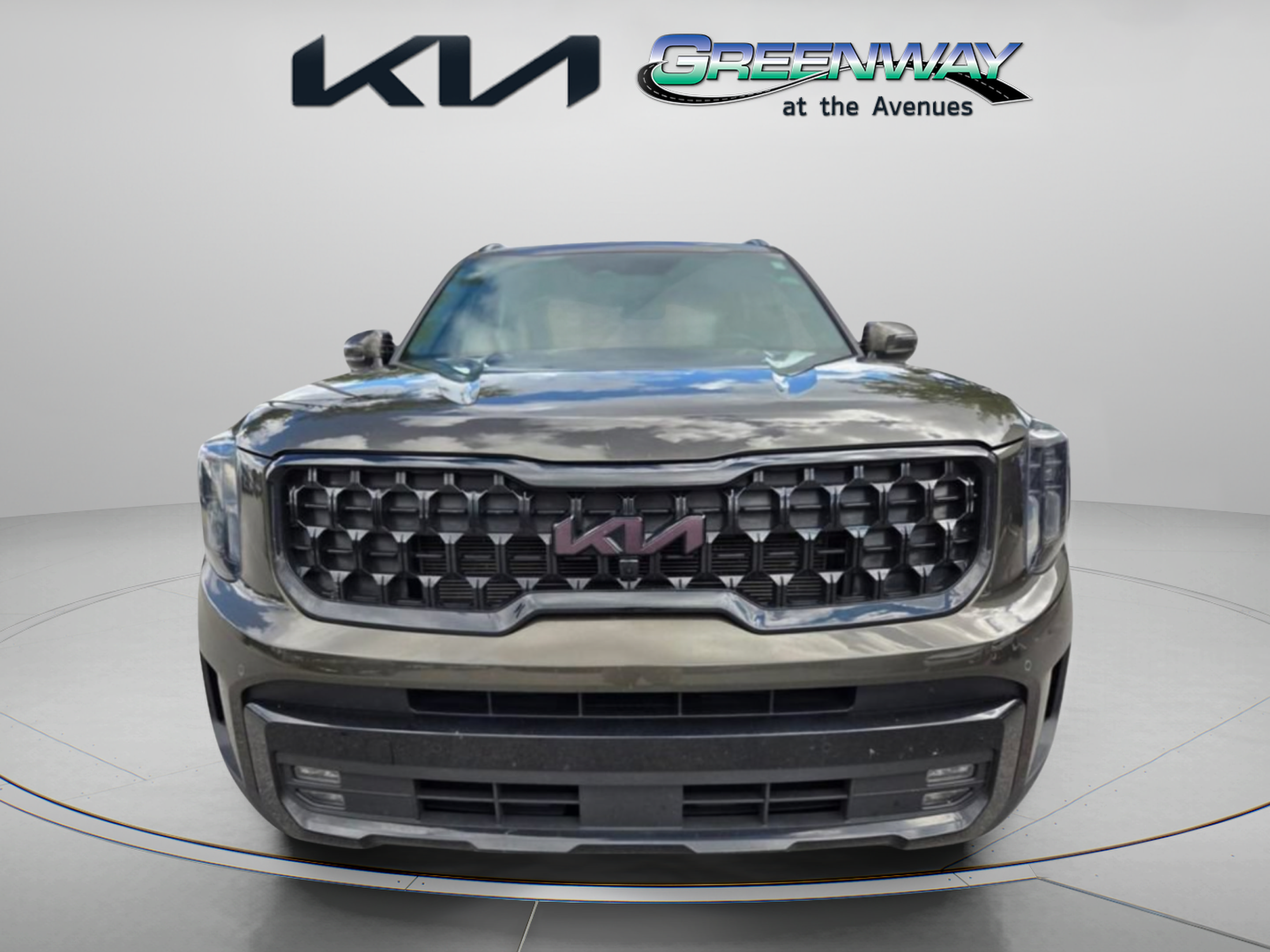 Used 2025 Kia Telluride SX X-Line AWD/4WD image 2