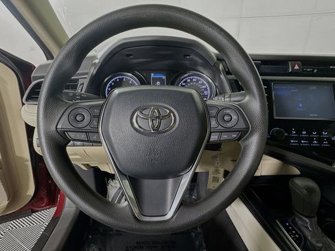 Used 2019 Toyota Camry LE FWD image 15