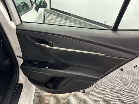 Used 2025 Toyota Camry SE FWD image 17