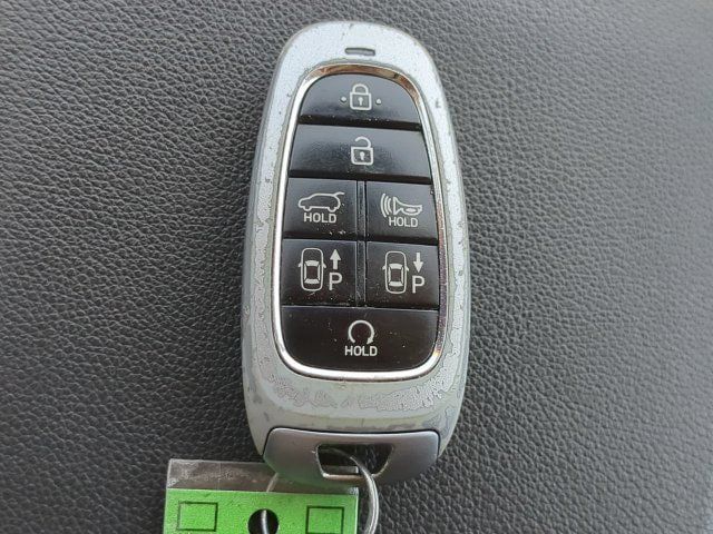 Used 2023 Hyundai Tucson Limited w/ Cargo Package AWD/4WD image 29