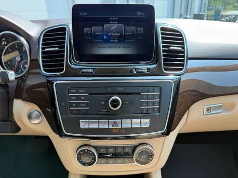 Used 2017 Mercedes-Benz GLE 350 4MATIC image 32