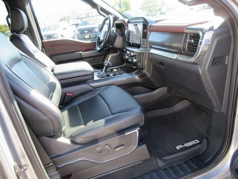 Used 2023 Ford F150 Lariat w/ Equipment Group 502A High image 34